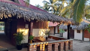 Superior Bungalow, Shared Bathroom, Garden View | 1 bedroom, free WiFi, bed sheets