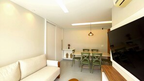 Apartment | Living area | 40-inch TV with digital channels