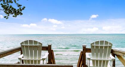 Lake Michigan Beachfront Home Near Mackinac Ferry