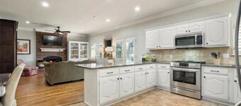 The Erie Home: Warm and Spacious in South Tulsa