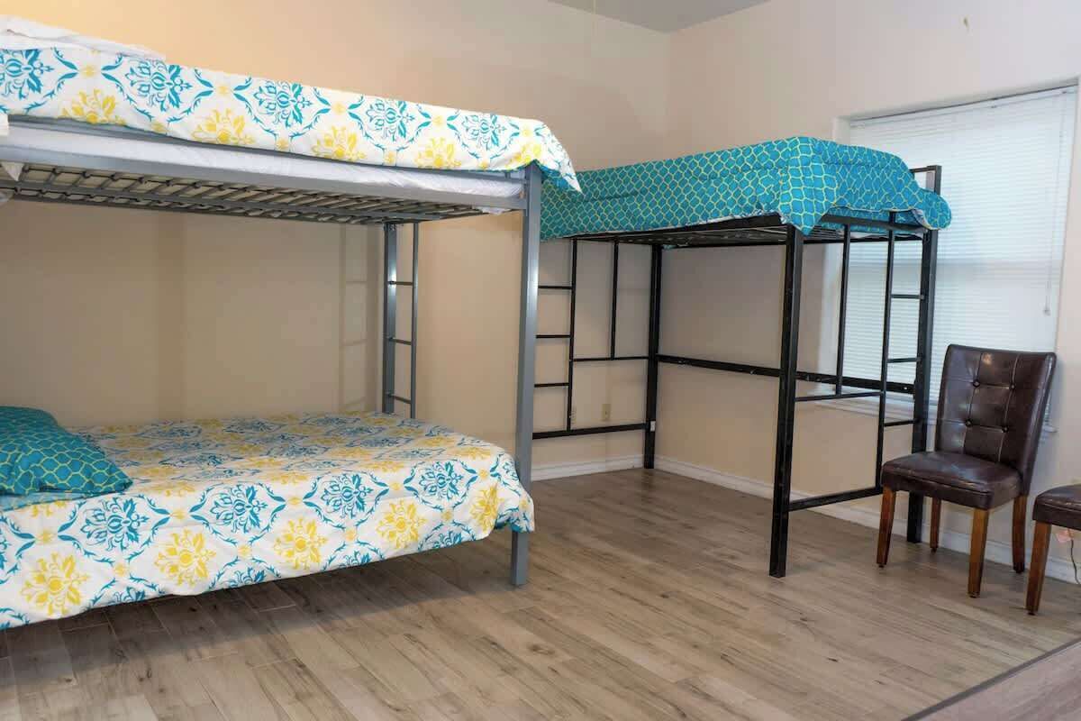 Kondominium, Beberapa Tempat Tidur, patio, pemandangan kolam renang | 2 kamar tidur dan Wi-Fi gratis