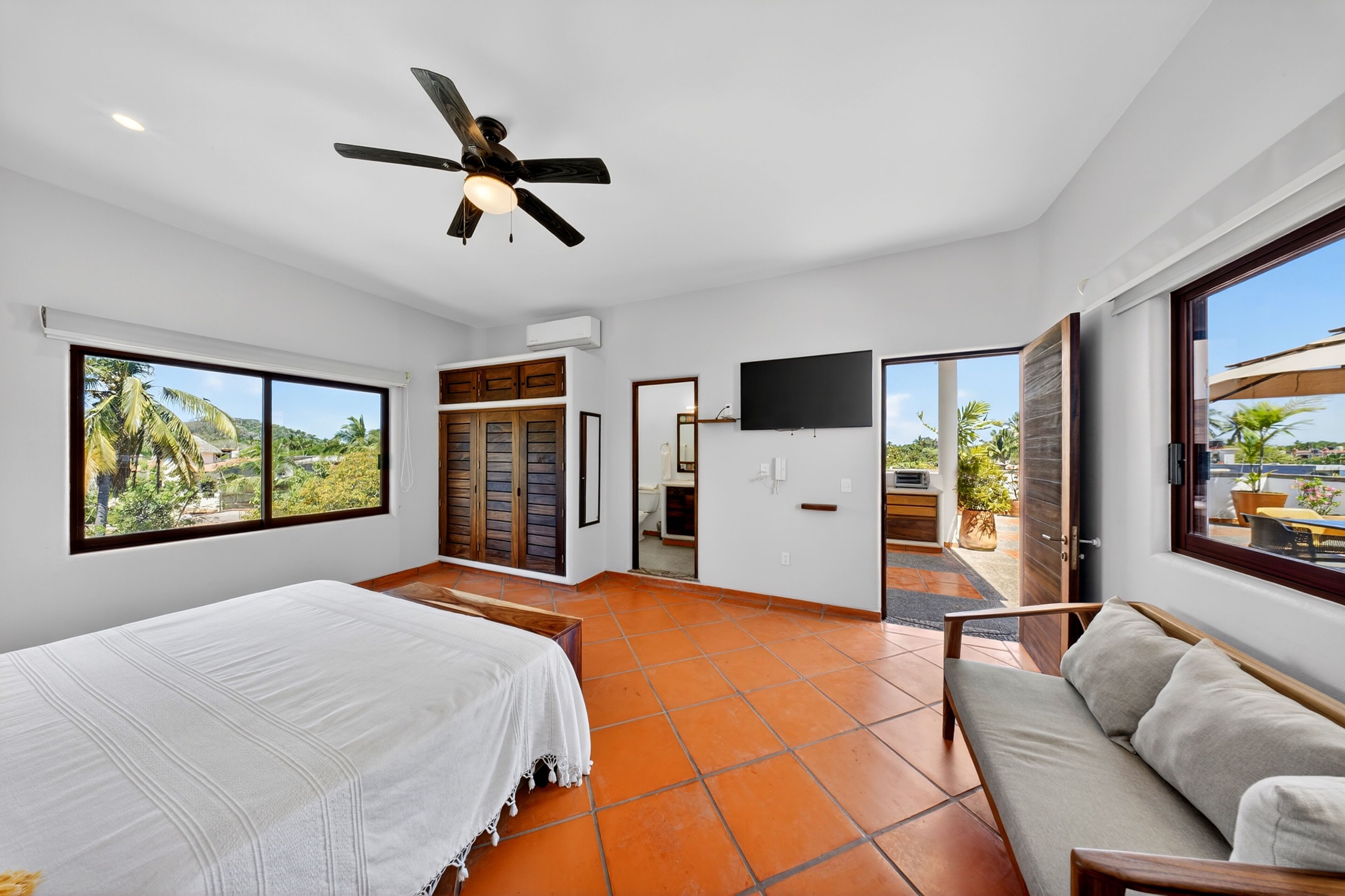 1 bedroom, desk, iron/ironing board, free WiFi