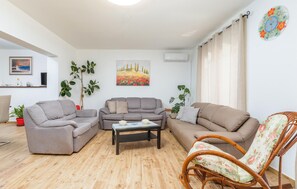 تلفزيون، كرة قدم الطاولة، تنس طاولة