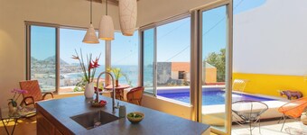 Casa Cascada - Luxury Home with Pool and Views!