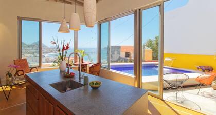 Casa Cascada - Luxury Home with Pool and Views!