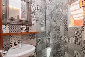 Dusche, Whirlpool