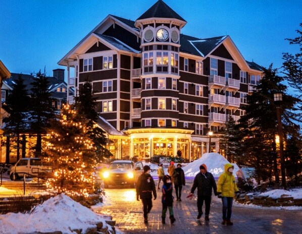 Exterior - Black Friday Sale: Lux Stay USA | Pool view Crest Ski-in/out | Hot Tub| AS241 (Snowshoe)