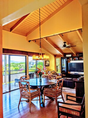 Smart TV, books, stereo, printers