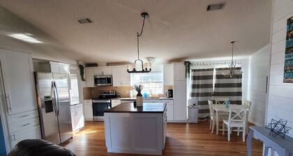 Beautiful Waterfront Home on a Private Lake!