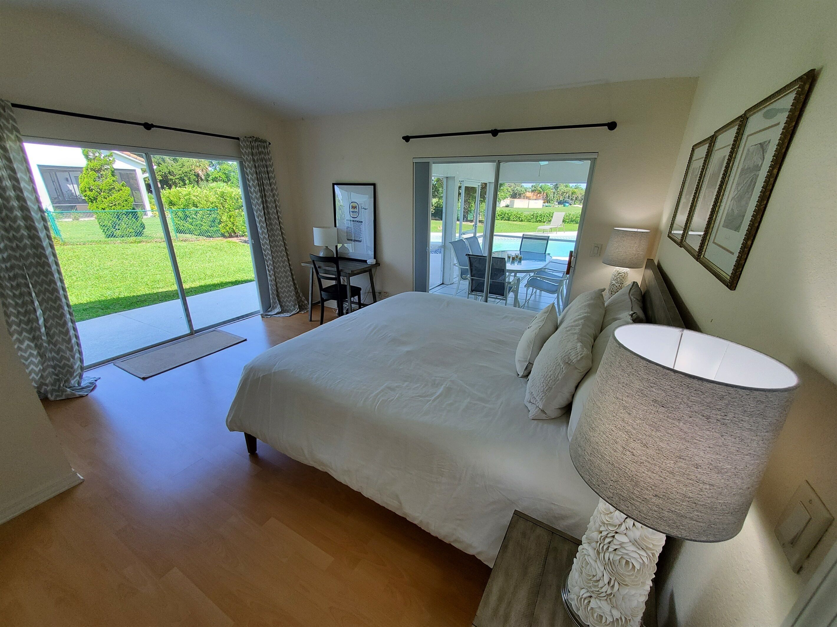 3 bedrooms, desk, iron/ironing board, free WiFi