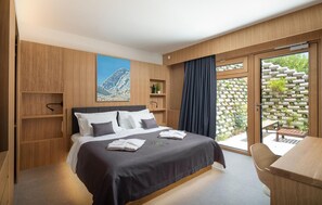 3 chambres, coffre-fort, accès au Wi-Fi (inclus), literie fournie