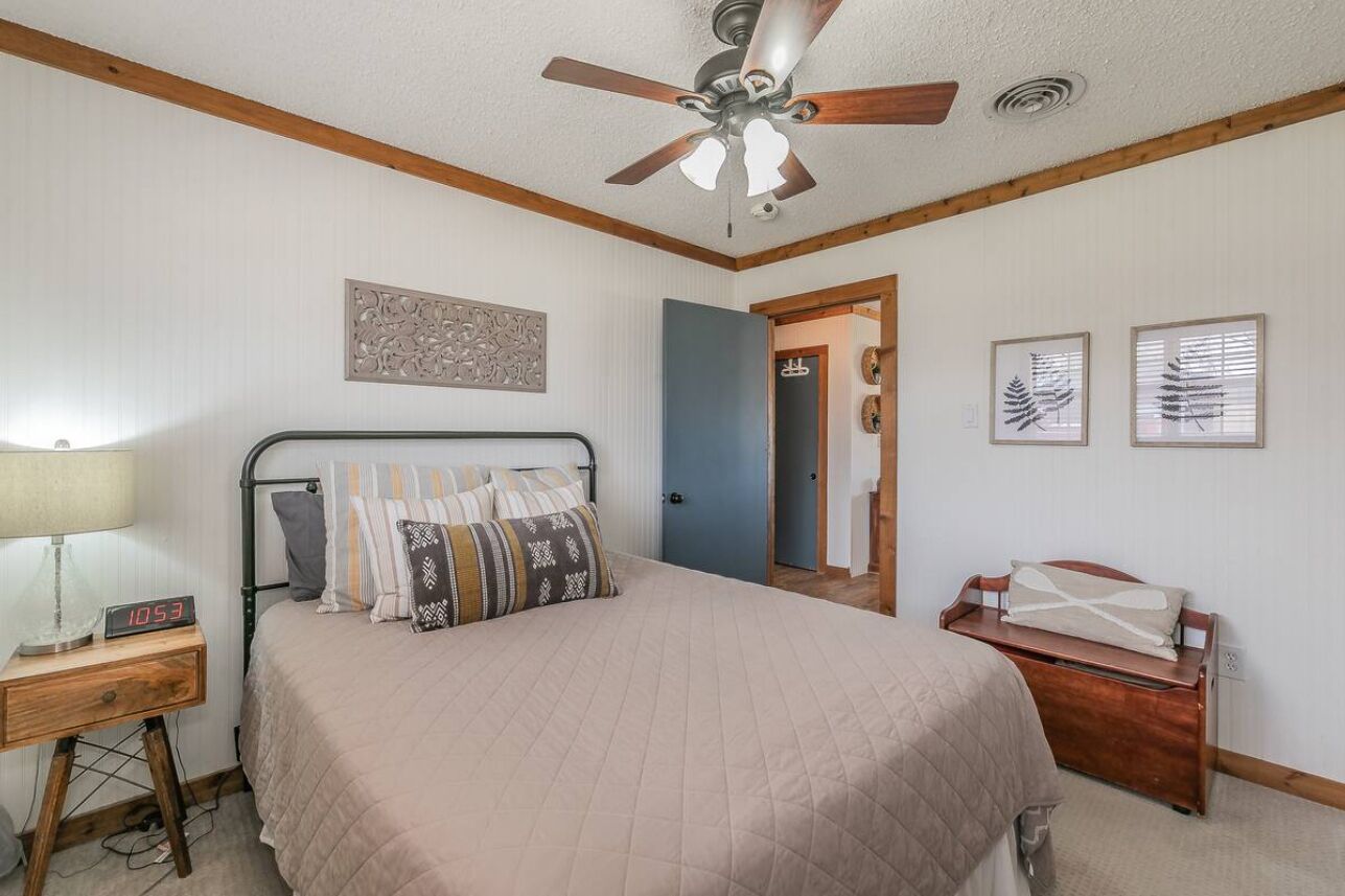 2 bedrooms, iron/ironing board, travel crib, free WiFi