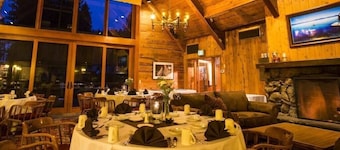 Room by Palisades Tahoe w/ heated pl & tub access.