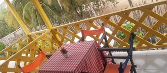 By the sea Polaris cabin, Coveñas