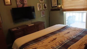 1 bedroom, desk, free WiFi, bed sheets