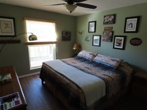 1 bedroom, desk, free WiFi, bed sheets