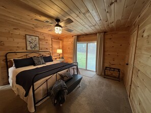 4 bedrooms, in-room safe, iron/ironing board, free WiFi