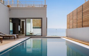 A heated pool - Cozy home in Omis with sauna (Omis)
