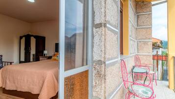 3 slaapkamers, gratis wifi, beddengoed