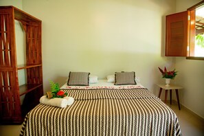 尊榮雙人或雙床房 | 免費無線上網、床單