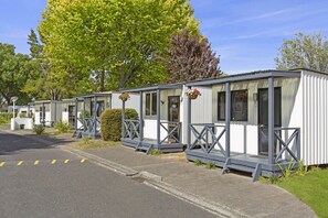 Terrace/patio - Hamilton City Holiday Park (Hamilton)