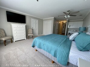 3 Schlafzimmer, Schreibtisch, Reisekinderbett, kostenloses WLAN