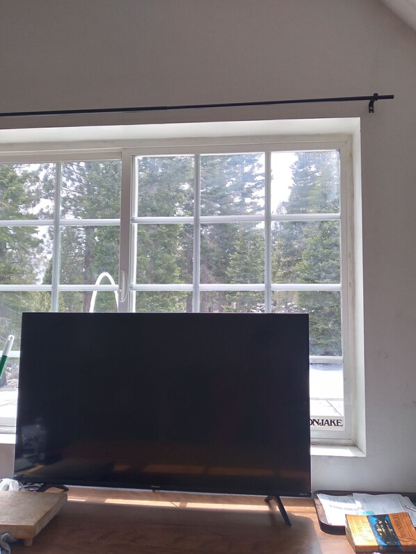 Interior - 2 minutes tell the maintain beautiful one bedroom studio (Mammoth Lakes)