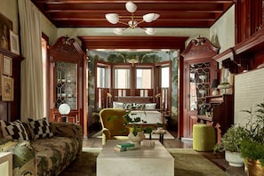 Junior Suite, 1 King Bed (The Eliza, Floor 2) | Premium bedding, individually decorated, individually furnished - Guild House Hotel (Philadelphia)