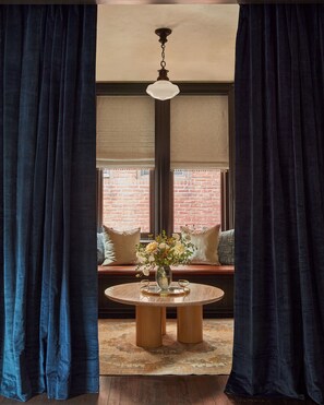 Suite, 2 Queen Beds (The Mary Margaretta, Floor 3) | Living area | 32-inch Smart TV with satellite channels, MP3 dock - Guild House Hotel (Philadelphia)