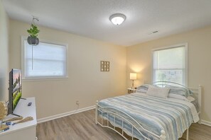 3 Schlafzimmer, Bügeleisen/Bügelbrett, kostenloses WLAN, Bettwäsche