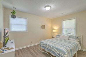 5 bedrooms, iron/ironing board, travel cot, free WiFi