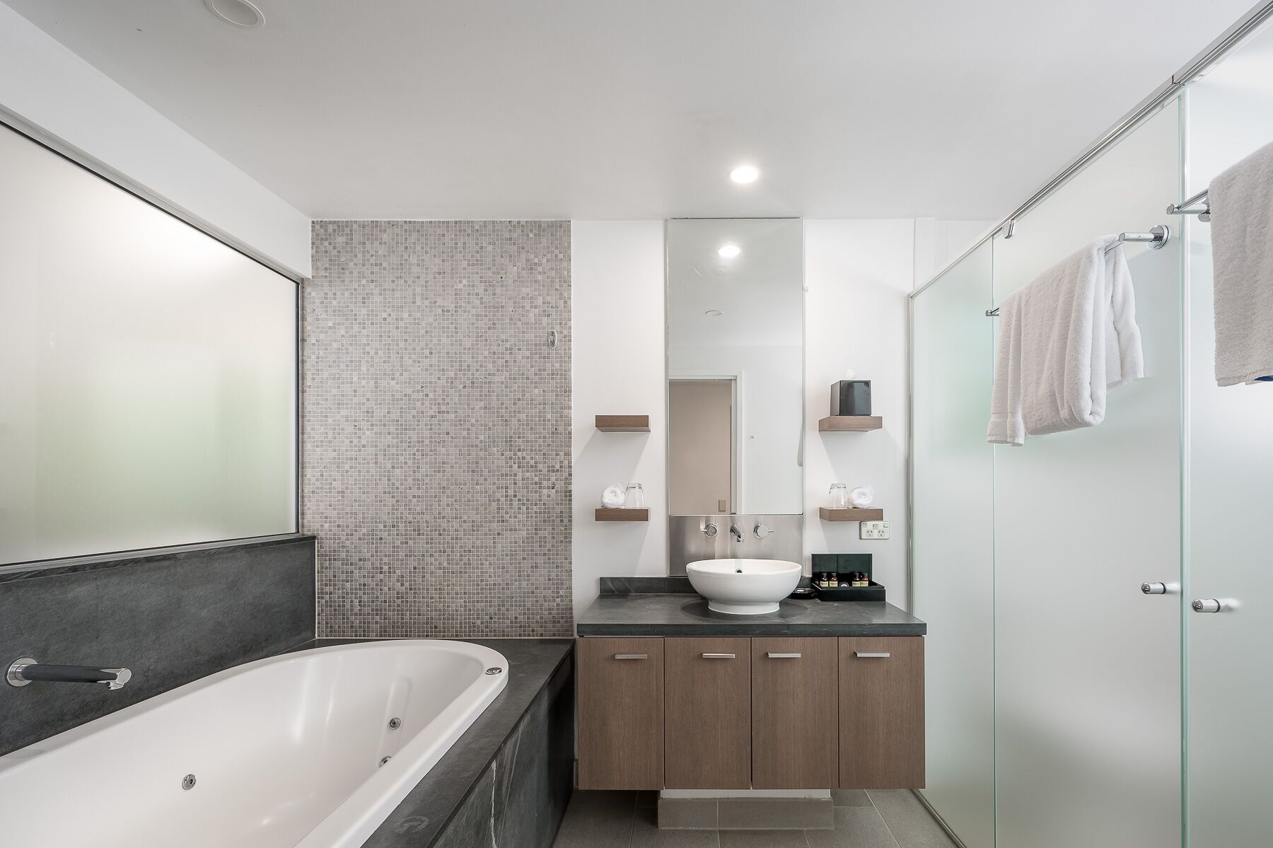 Sea Temple (3 bedroom apartment) — image 9