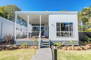 Premium Cabin, 2 Bedrooms, Non Smoking, Garden View | Terrace/patio - Tasman Holiday Parks - Ballina (Skennars Head)