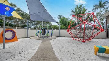 Children’s play area – outdoor