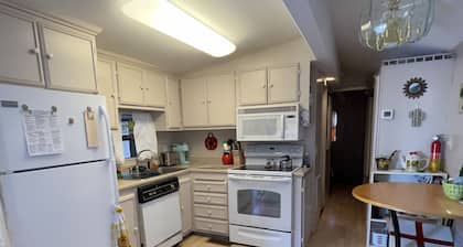 Easy, relaxing, close to everything & quiet park model in 5 ⭐️ 55 & over resort.