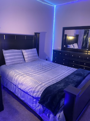 3 bedrooms, desk, iron/ironing board, WiFi
