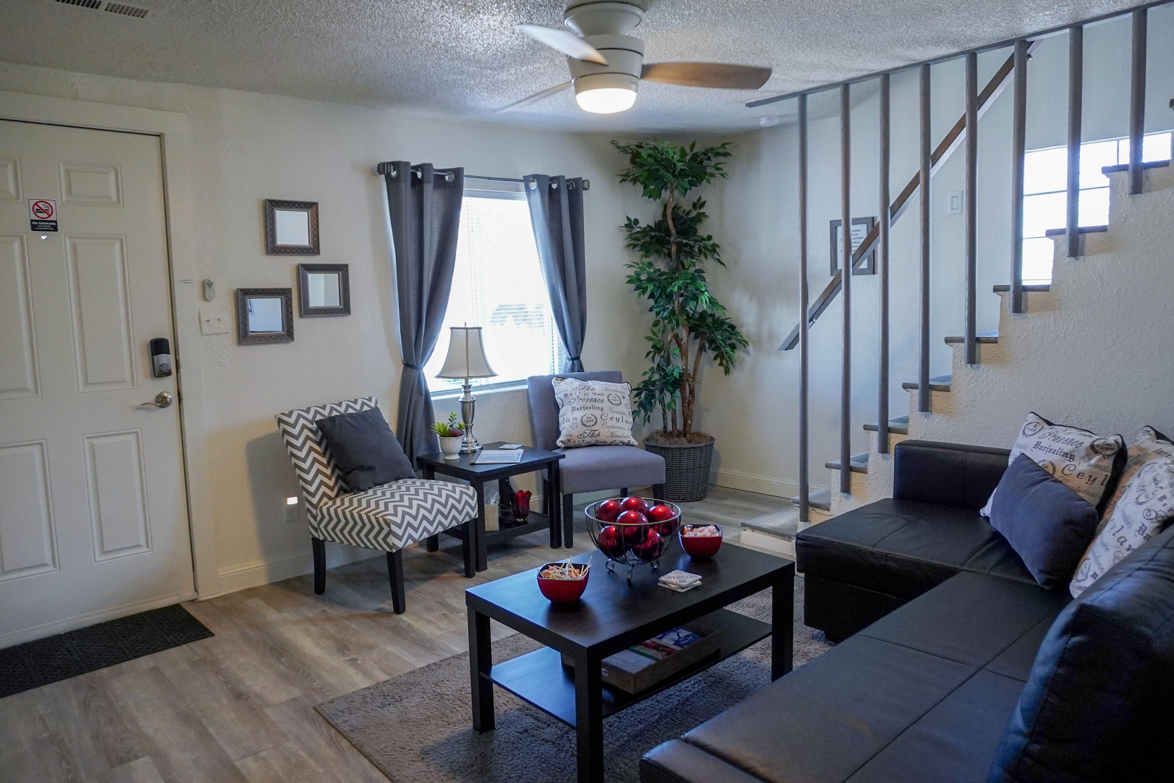 تلفزيون ذكي، كُتُب