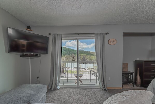 1 室のベッドルーム、WiFi (無料)、ベッドシーツ