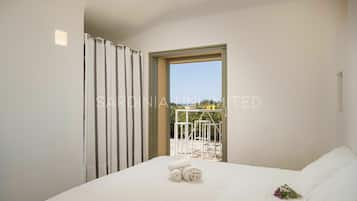4 bedrooms, travel cot, free WiFi