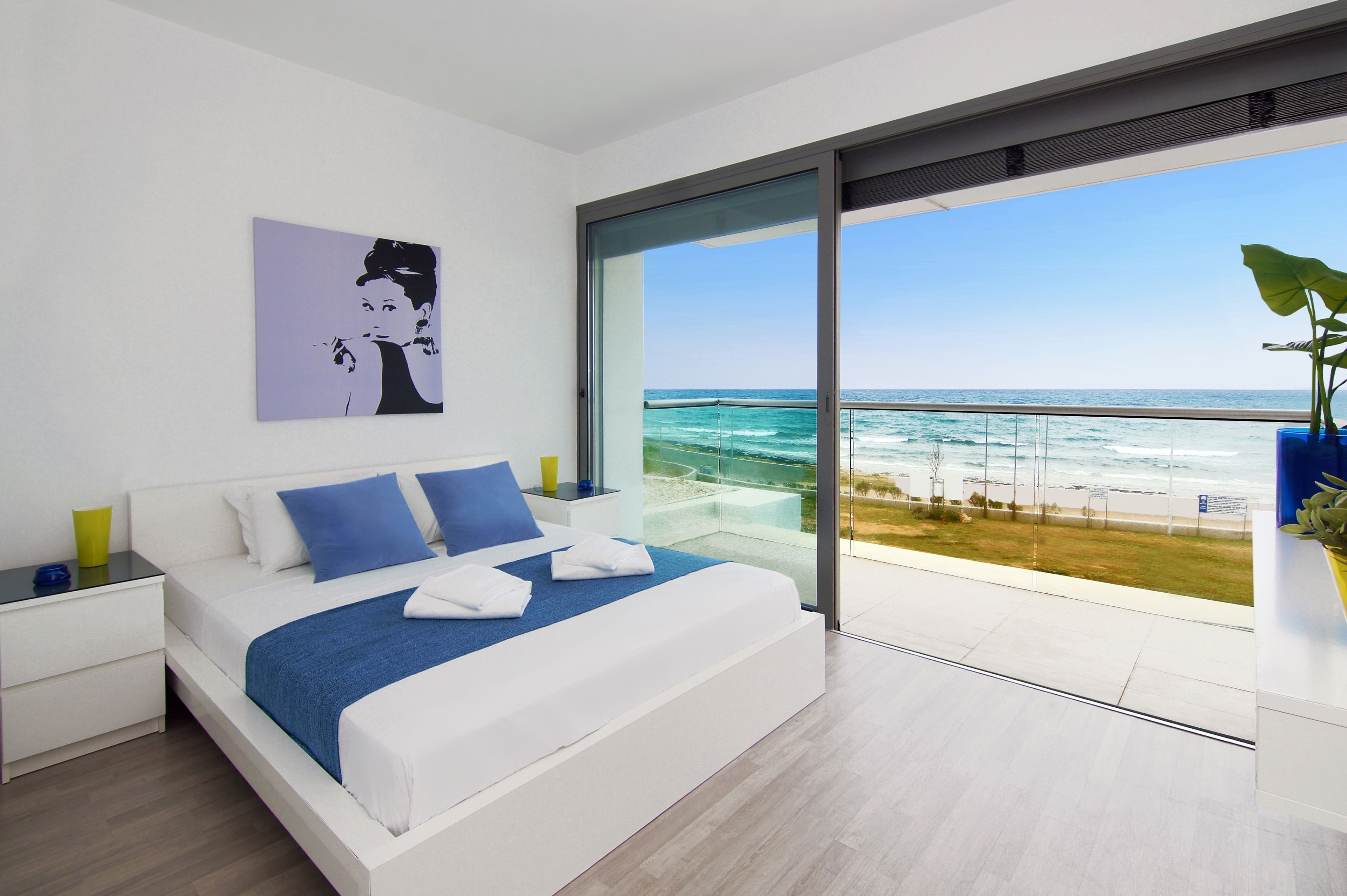 3 bedrooms, iron/ironing board, Internet, bed sheets