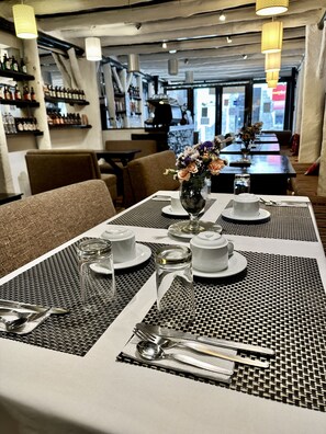 Restaurant - SACRED STONE BOUTIQUE HOTEL (Machu Picchu)