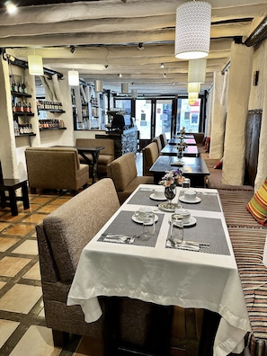 Restaurant - SACRED STONE BOUTIQUE HOTEL (Machu Picchu)