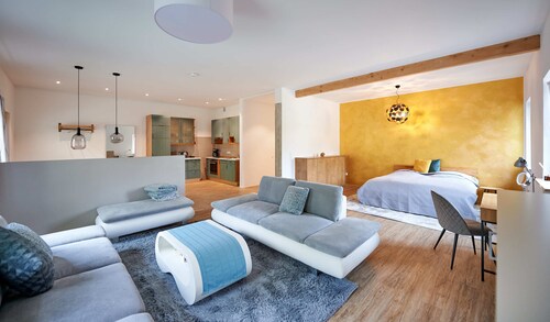 Sicado-Loft Ferienwohnung 75 qm, offener Wohn- und Schlafraum, Terrasse