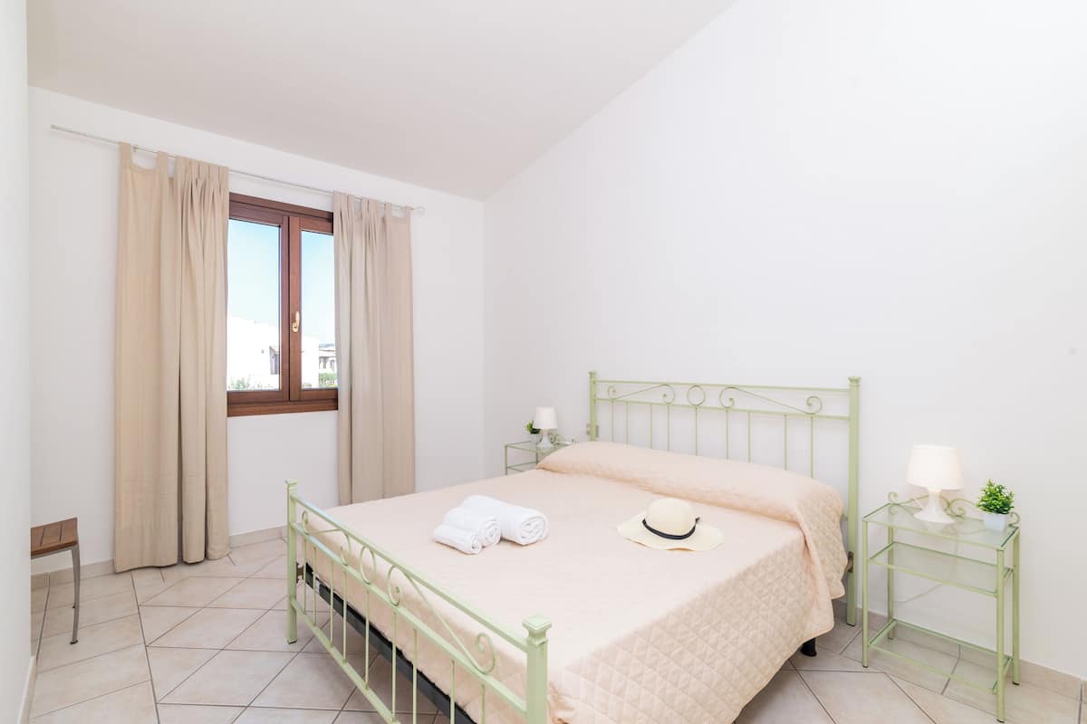 Apartamento família, vários quartos (Il Borgo D10 700m From The Beach) | 1 quarto, roupa de cama