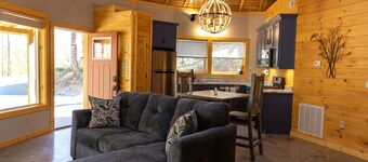 Hidden Falls, Romantic Couples Escape in Western NC Mountains