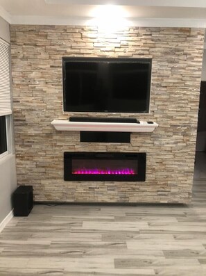 Interior - ***NEW MODERN PENTHOUSE (Kingston)