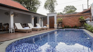 Alberca al aire libre