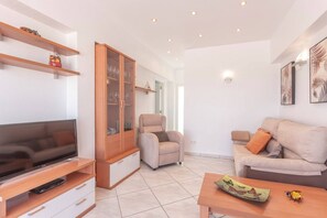 Tél évision, cheminée