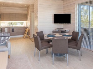 Dining - Holy lake rantasauna by Interhome (Kuusamo)