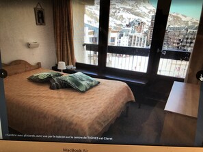 2 bedrooms, desk, free WiFi